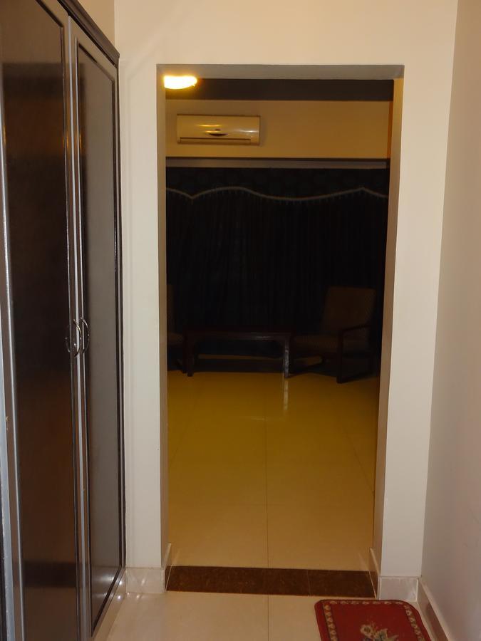 קראצ'י Hotel Sky Towers מראה חיצוני תמונה