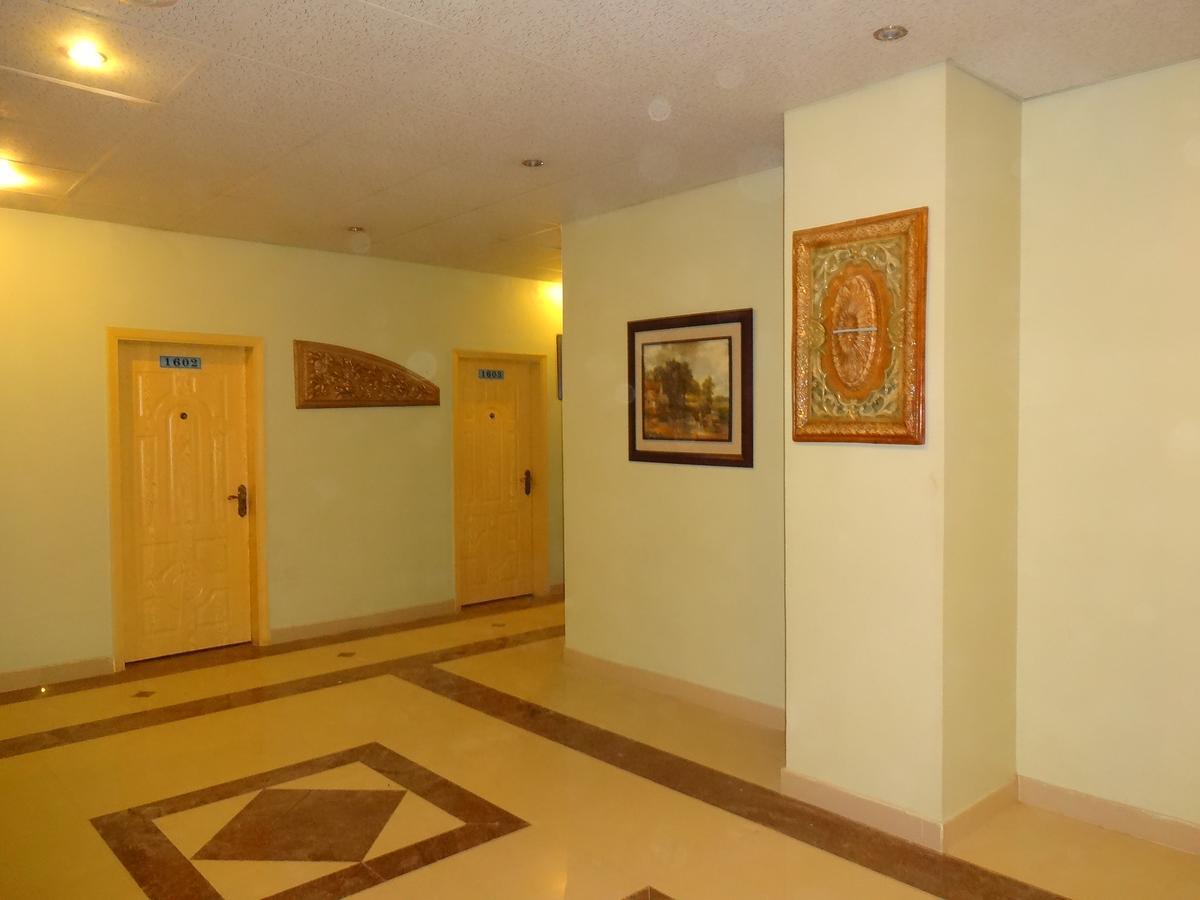 קראצ'י Hotel Sky Towers מראה חיצוני תמונה